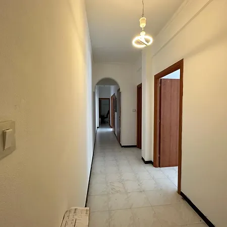 Double And Triple Near Principe Station Shared Bathroom Cenova